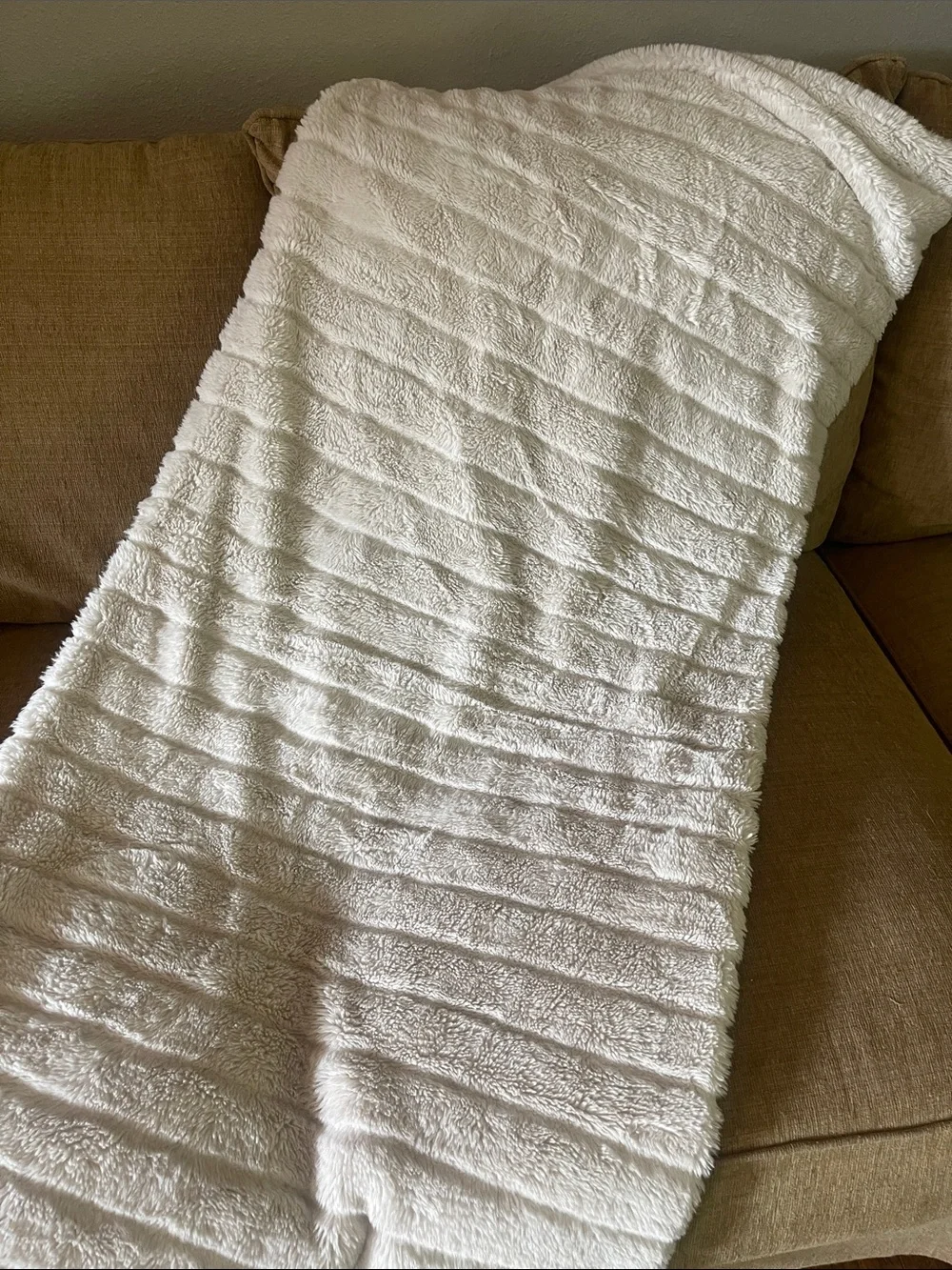 Throw for living or bedroom.
